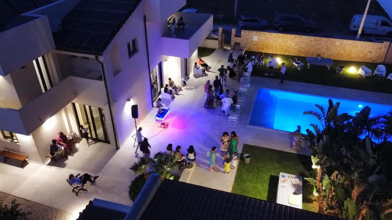 Tipino Hotel Пицолунго Екстериор снимка